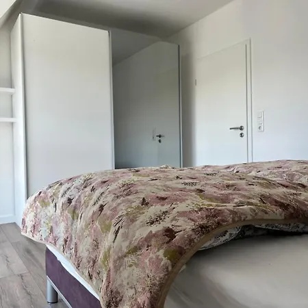 Ferienwohnung Hakuna Matata In - Ofenerdiek Apartment